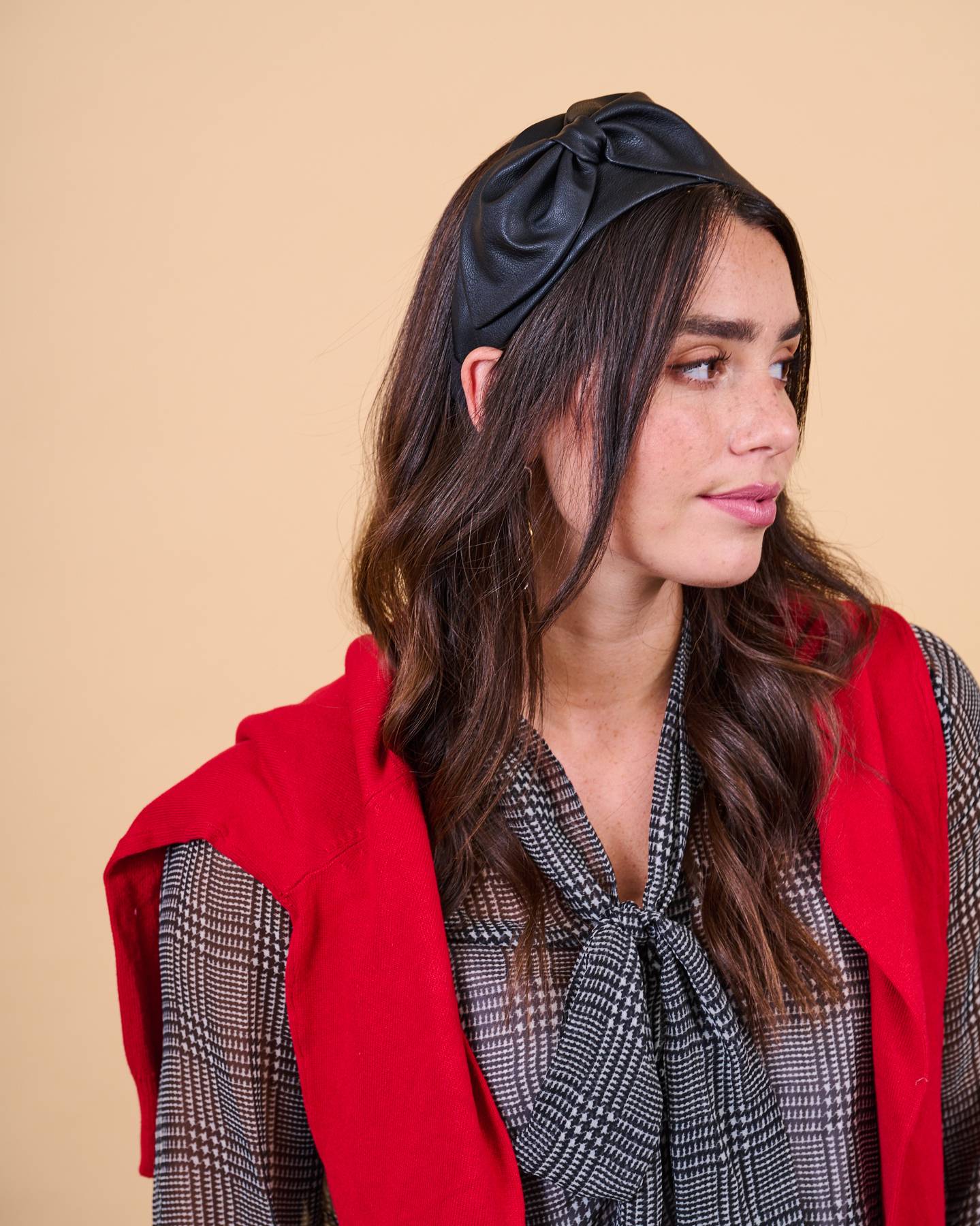 קשת לשיער – 'רובי' – עור מט (2)