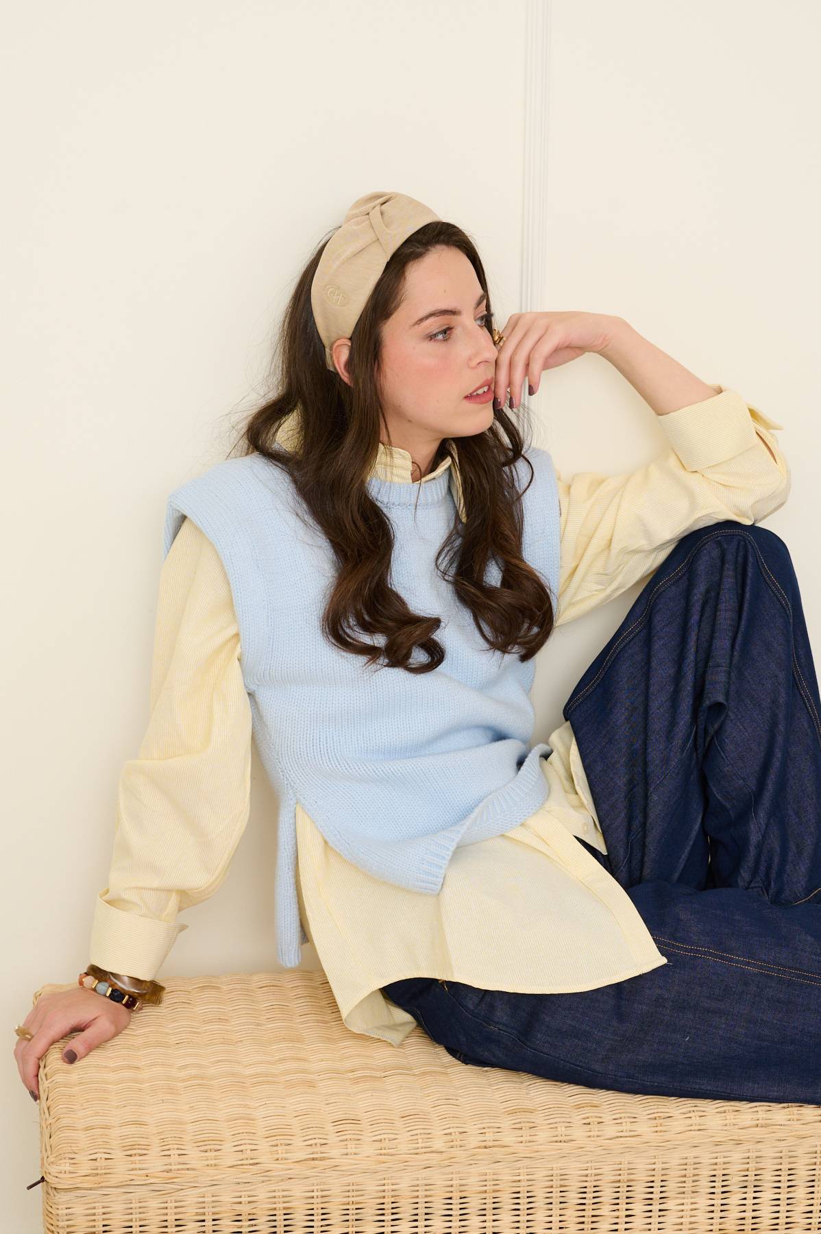 קשת לשיער - 'Day by Day' - רקמה חול